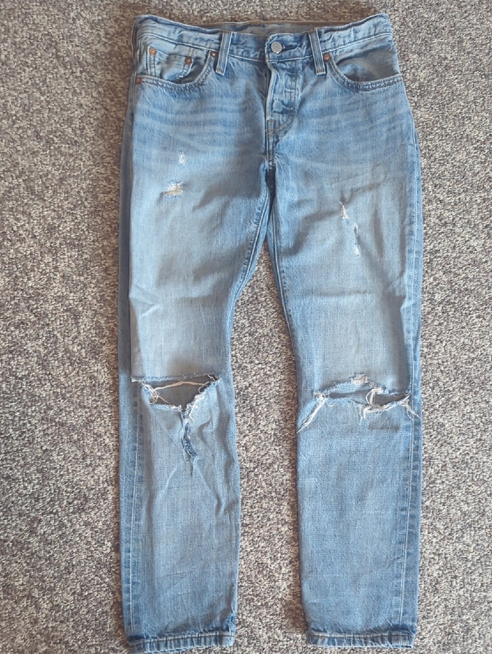 Levis Light Blue Ripped Women’s Jeans